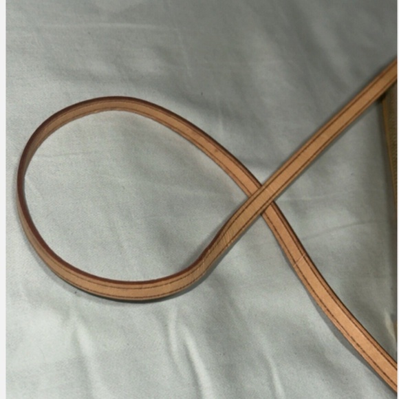 Louis Vuitton Mott Vernis Yellow - Picture 4 of 9